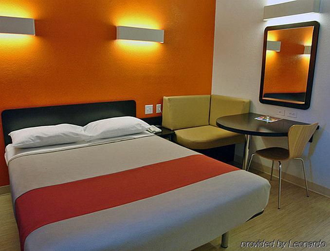 Motel 6-Canton, Tx Εξωτερικό φωτογραφία