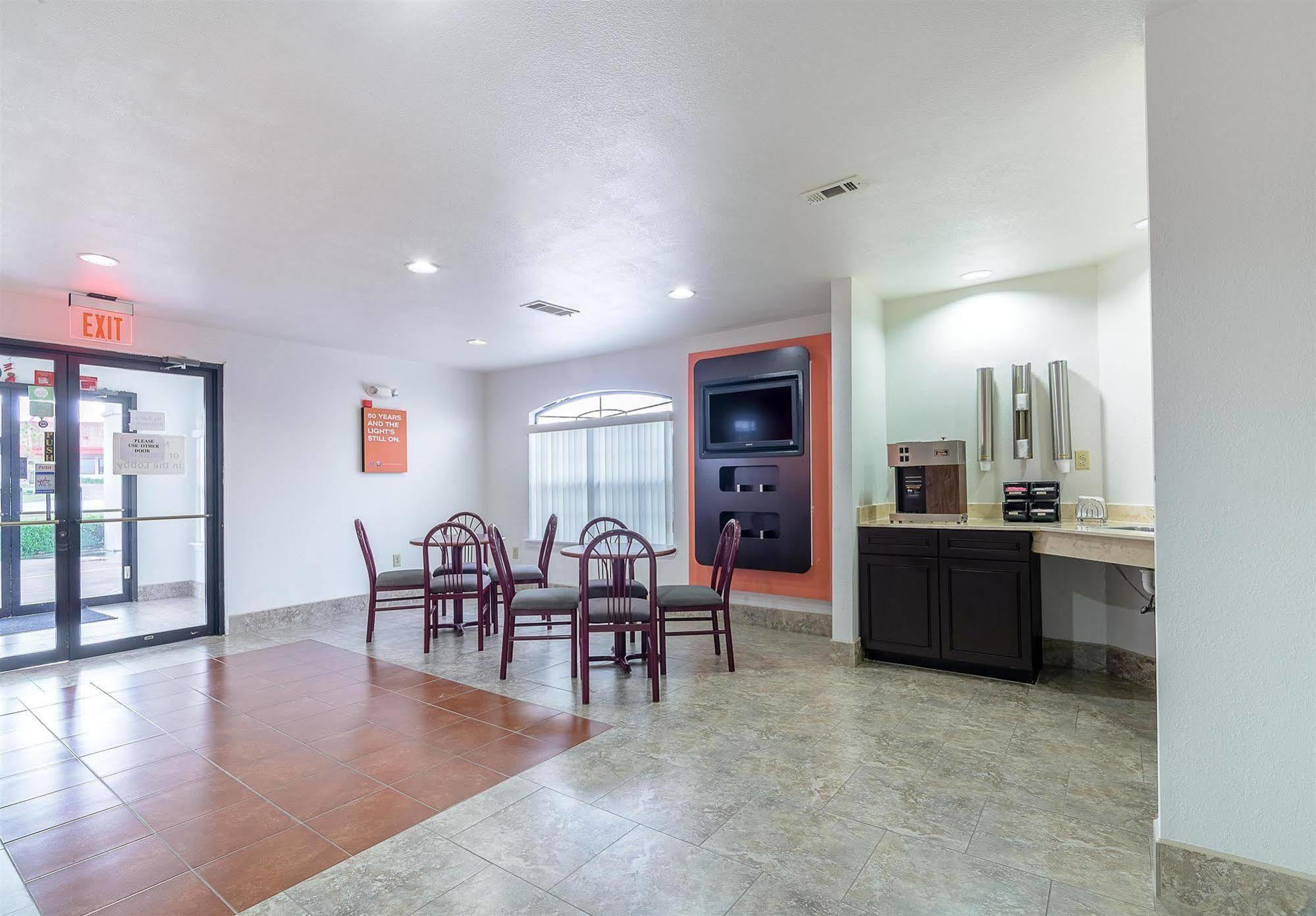 Motel 6-Canton, Tx Εξωτερικό φωτογραφία